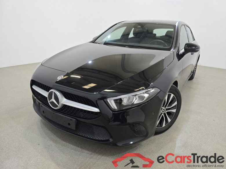 Mercedes A 160 LED-Xenon WideScreen Navi 1/2 Sport-Leather KeylessGo Camera Klima PDC ... #1