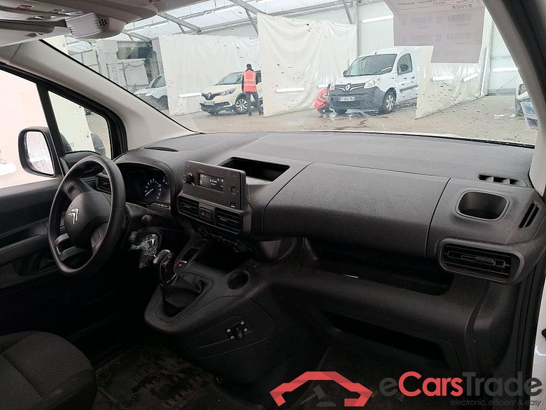 CITROEN Berlingo / 2018 / 4P / Fourgonnette M 650kg BlueHDi 75 S&S BVM Club #5