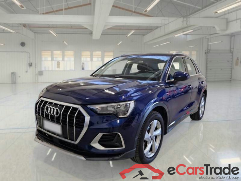 AUDI Q3 / 2018 / 5P / SUV 35 TDI QUATTRO S TRONIC BUSINESS ADVANCE