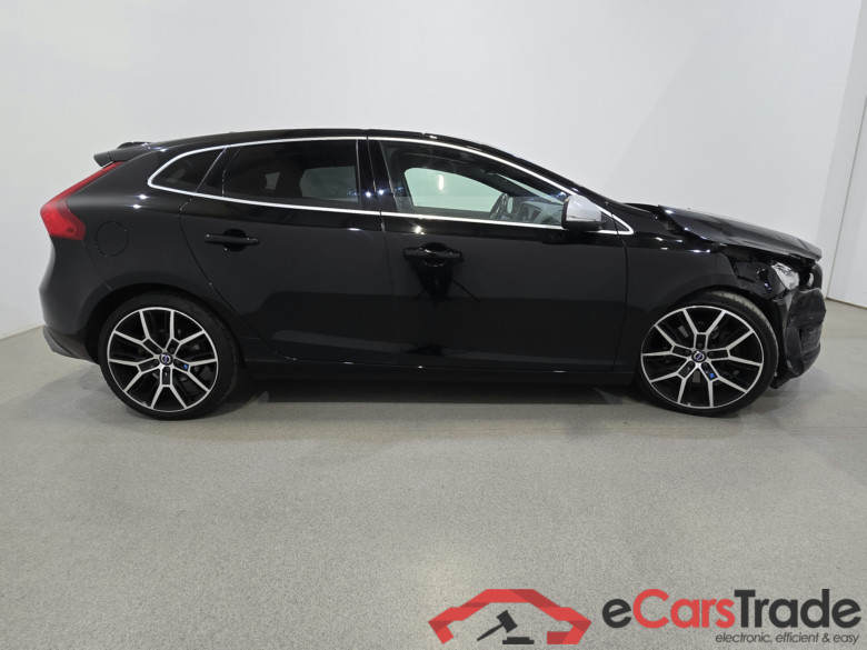 Volvo V40 1.5 T3 R-Design Aut. LED-Xenon Navi 1/2 Leather KeylessGo Сamera Klima PDC ... #5
