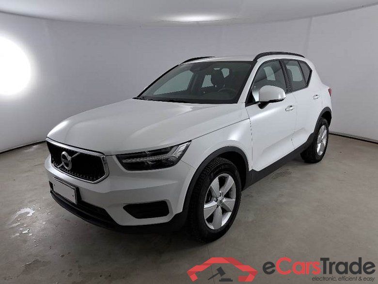 VOLVO XC40 / 2017 / 5P / SUV D3 MOMENTUM CORE #1
