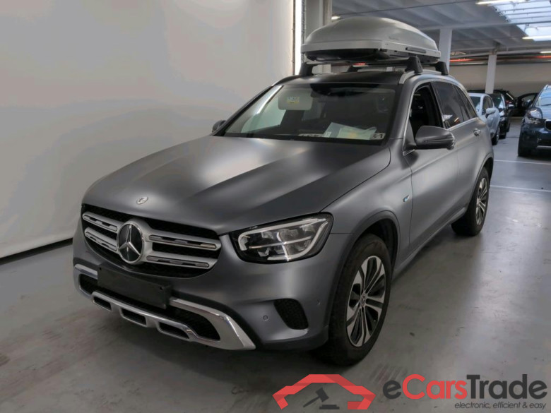 MERCEDES-BENZ GLC 2.0 GLC 300 DE 4MATIC 4WD BUS SOL AUTO