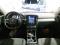 preview Volvo XC40 #2