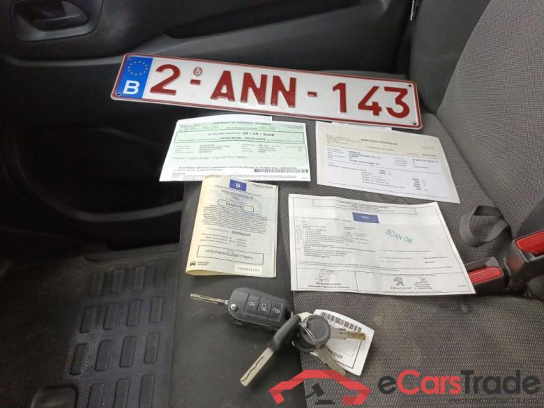 Peugeot Expert Utility XL DC SNOECKS Premium 2.0 BlueHDi 120PK MAN6 4d #4