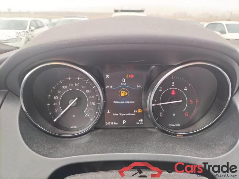 JAGUAR E-Pace / 2017 / 5P / todoterreno 2.0D 110kW R-Dynamic 4WD Auto #4