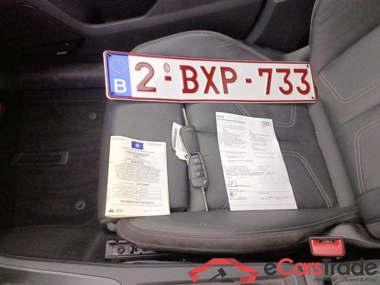 Audi Q3 45 TFSI e S tronic S Line 5d #4