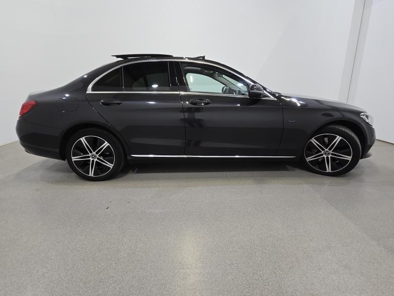 Mercedes C 300e Plug-In Hybrid Progressive Aut. Pano LED-Xenon Navi-Pro 1/2 Sport-Leather KeylessGo Camera 360 Klima PDC ... #5