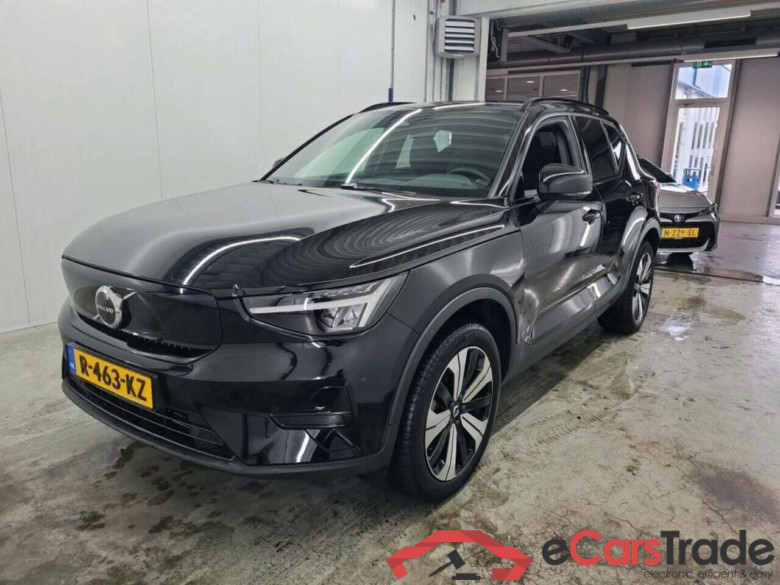 VOLVO XC40 Recharge Plus 70 kWh #1