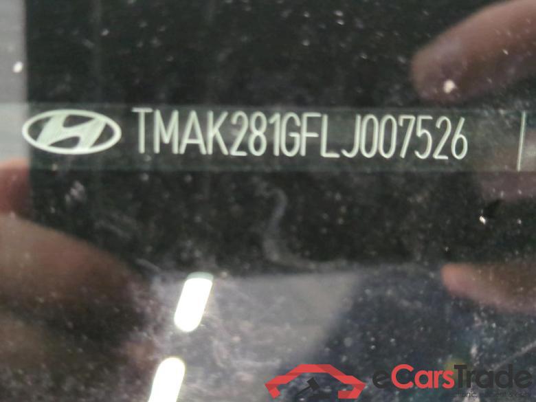 Hyundai KONA Comfort Electric 64 kWh 5d #6