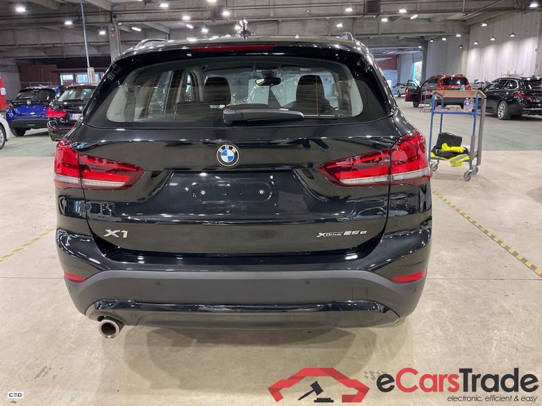 BMW X1 1.5 XDRIVE25E (162KW) #5 BMW X1 1.5 XDRIVE25E (162KW) #5