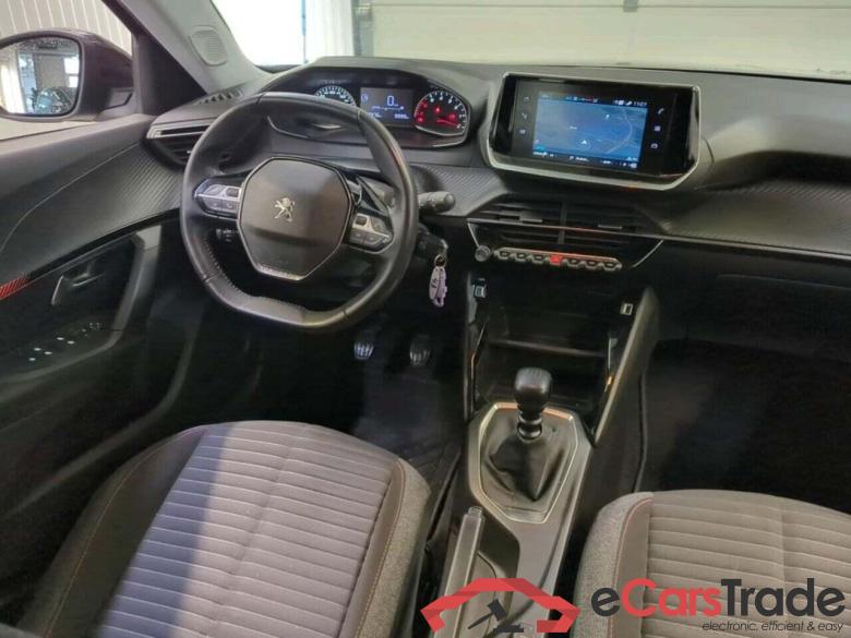 PEUGEOT 2008 1.2 PureTech Active #3 PEUGEOT 2008 1.2 PureTech Active #3