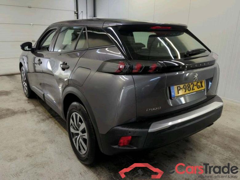 PEUGEOT 2008 1.2 PureTech Active #6 PEUGEOT 2008 1.2 PureTech Active #6