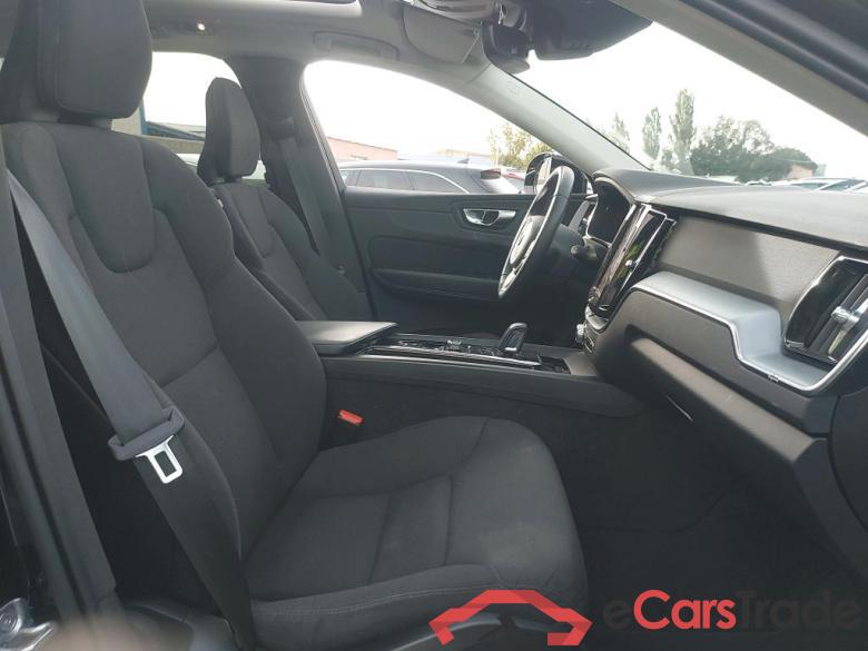 VOLVO XC60 / 2017 / 5P / todoterreno 2.0 B5 D AWD Momentum Auto #6