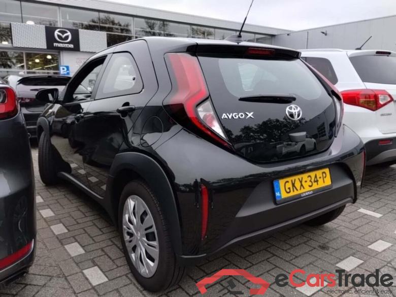 TOYOTA Aygo X 1.0 VVT-i MT Play #3