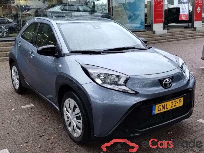 TOYOTA Aygo X 1.0 VVT-i MT Play #2