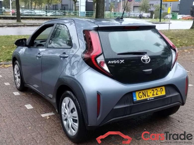 TOYOTA Aygo X 1.0 VVT-i MT Play #3