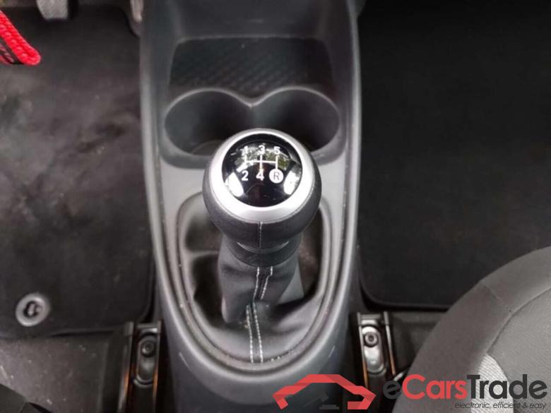 TOYOTA Aygo X 1.0 VVT-i MT Play #5