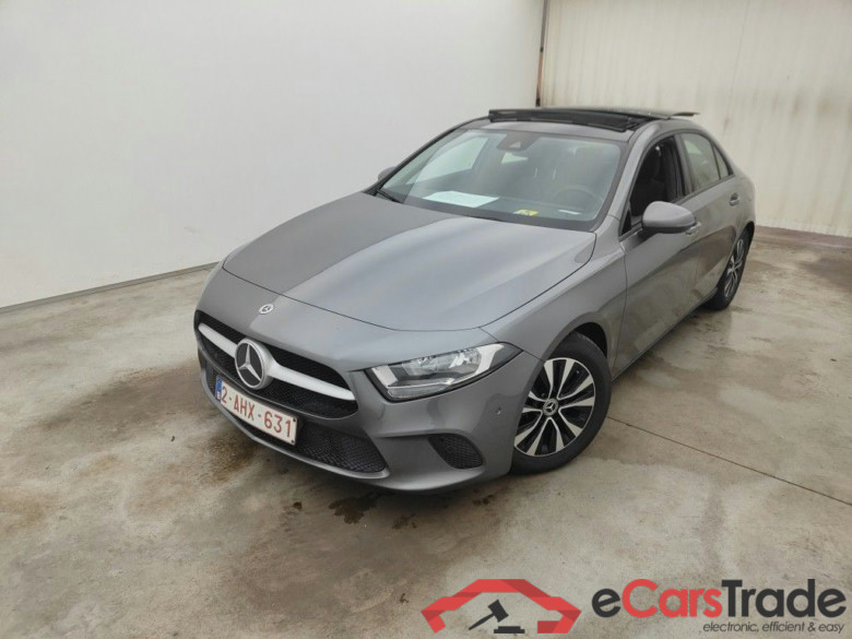 Mercedes-Benz A-Klasse Limousine A 200d Business Solution Limited 4d #1