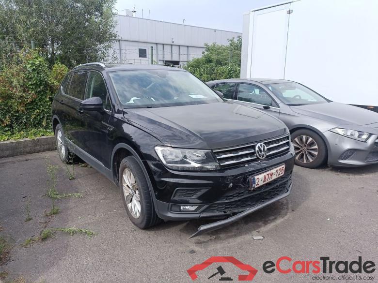 Volkswagen Tiguan Allspace 2.0 TDI SCR DSG7 Comfortline 5d !! damaged car mo145 !! #5