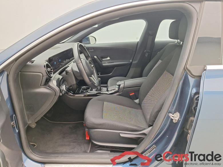 Mercedes, CLA-Class SB '19, Mercedes-Benz CLA Shooting Brake CLA 180 Business #3