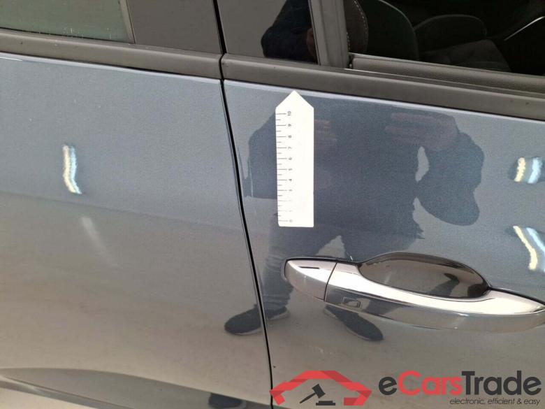 RENAULT MEGANE 1.6 E-TECH PHEV ENGINEERED AUT #5 RENAULT MEGANE 1.6 E-TECH PHEV ENGINEERED AUT #5