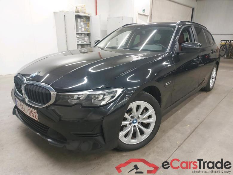 BMW 330e Plug-In Hybrid Aut. LED-Xenon LC-Pro Navi Sport-Leather KeylessGo Camera Klima PDC ... #1