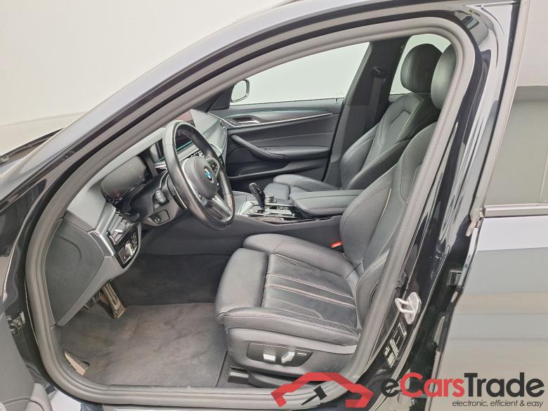 BMW, 5-serie To FL'20, BMW 5 Reeks Touring 520d Aut. (120 kW) 5d #3
