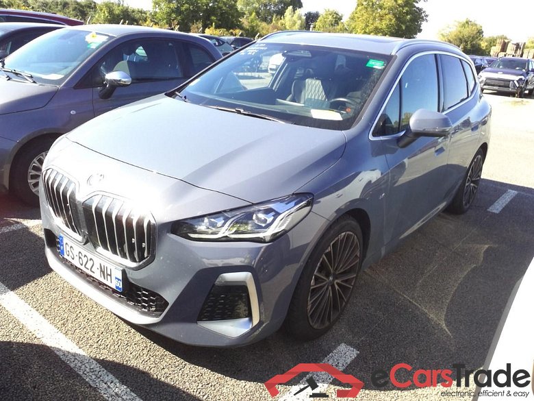 BMW 218i Active Tourer M-Sport Aut. Pano LED-Xenon Head-Up Navi Harman/Kardon Ambient Sport-Leather KeylessGo Camera Klima PDC ...