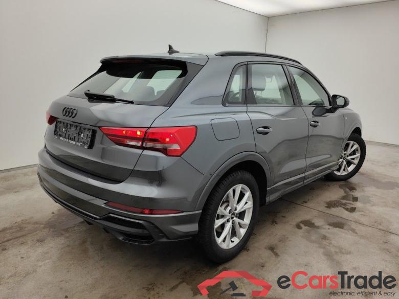 Audi Q3 35 TDI S tronic S line Business Edition 5d #2