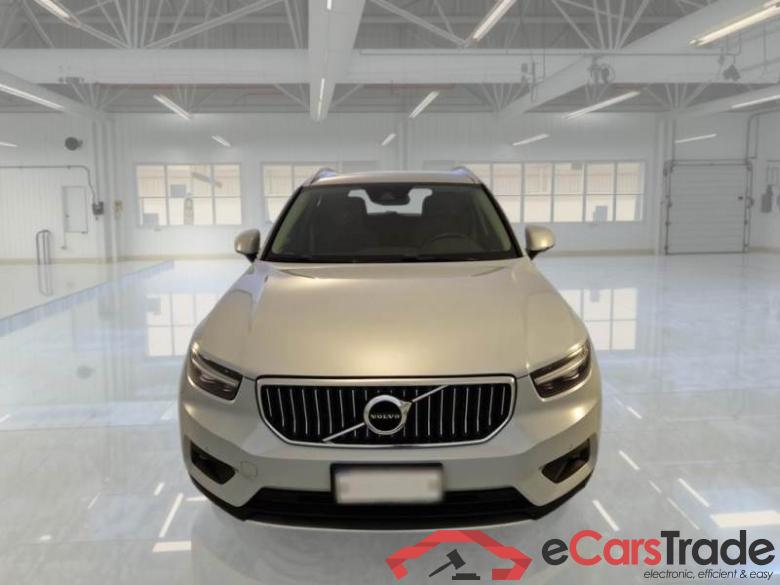 VOLVO XC40 / 2017 / 5P / SUV T4 PLUG-IN HYBRID AUTO RECH INSCRIP EXPR #6