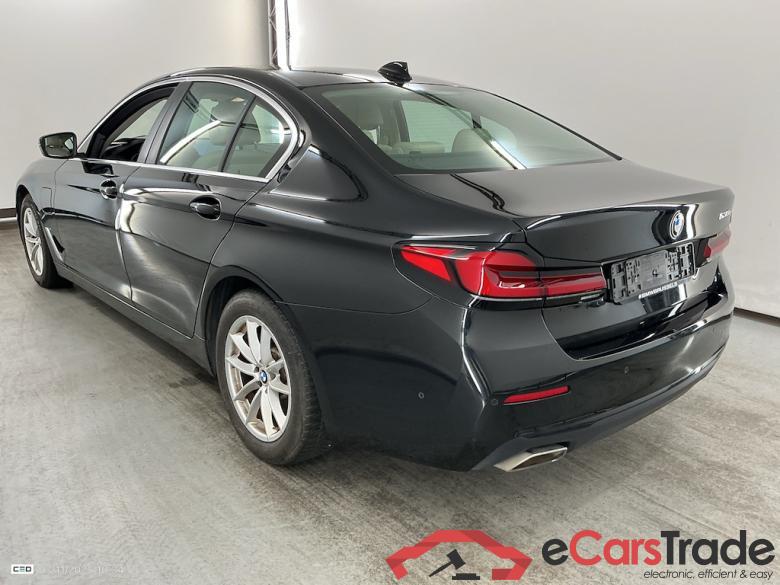 BMW 5 - 2017 530eA PHEV Performance OPF #3