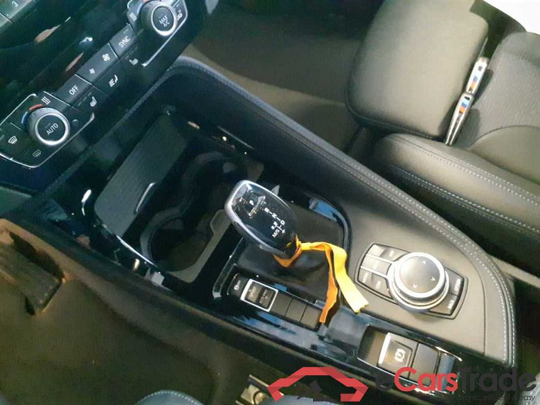 BMW X1 (F48)(2015->) DE - SUV5 sDrive20i EU6d, M Sport (EURO 6d), (Facelift) 2020 - 2022 #5