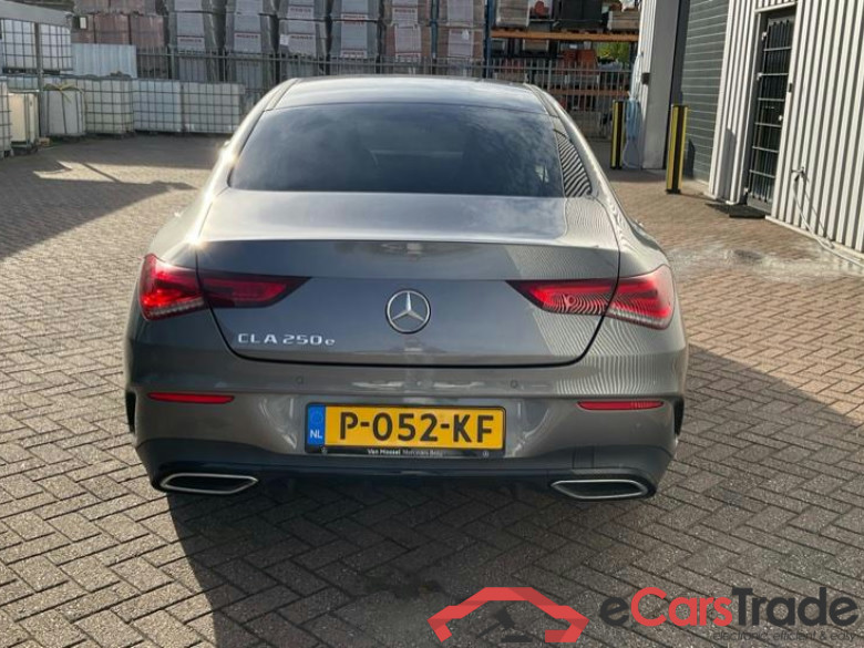 MERCEDES-BENZ CLA-Klasse 250e phev business solution amg limited 160kW 8g-dct aut #4