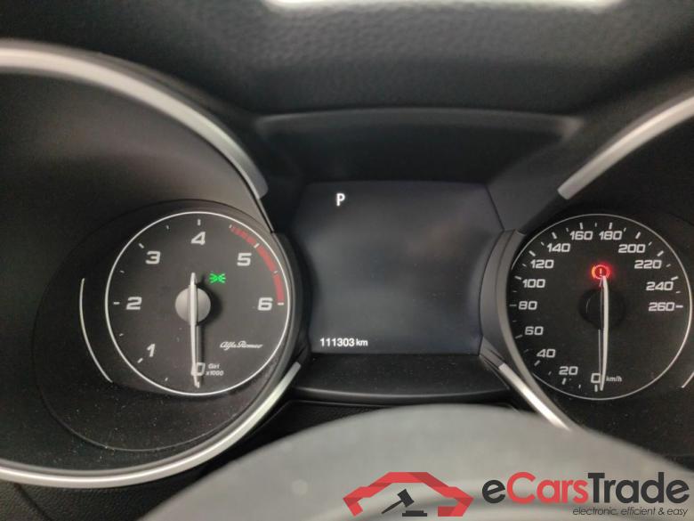 ALFA ROMEO STELVIO DIESEL - 2020 2.2 MJD 160 Sprint 5d #6