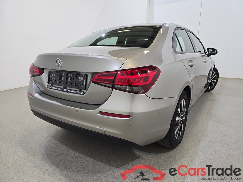 Mercedes A 180d Limousine Widescreen Navi KeylessGo Сamera Klima PDC ... #4