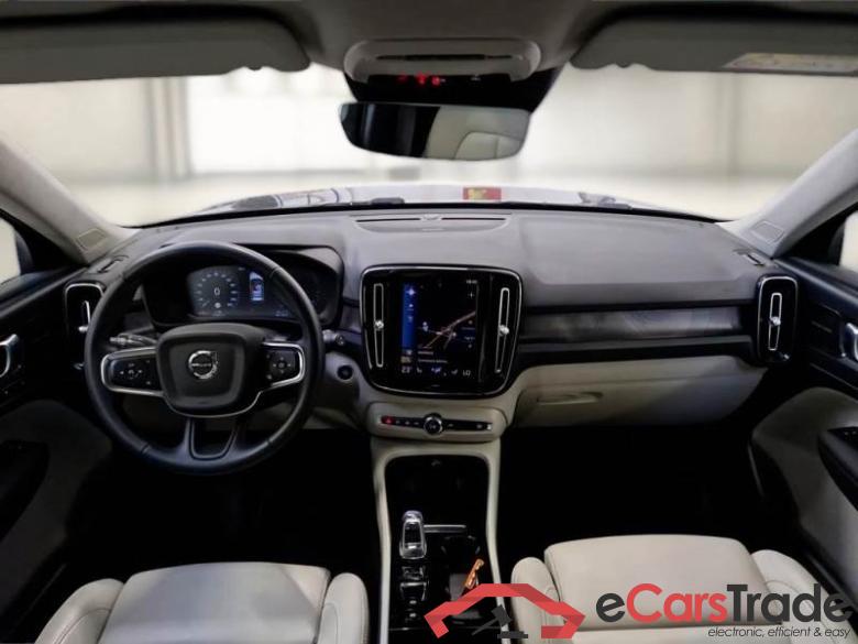 VOLVO XC40 / 2021 / 5P / SUV T5 RECHARGE PLUG-IN AUTO PLUS BRIGHT #3