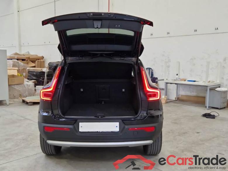 VOLVO XC40 / 2021 / 5P / SUV T5 RECHARGE PLUG-IN AUTO PLUS BRIGHT #5