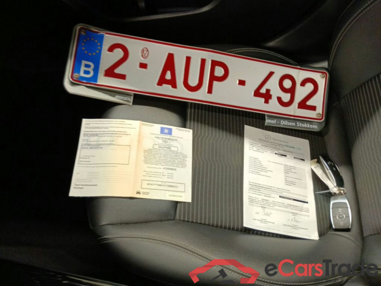 Mercedes-Benz A-Klasse A 250 e 5d #4