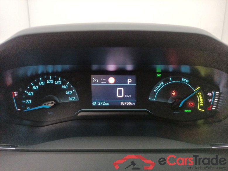 PEUGEOT E-2008 50 kWh Allure 5d #6