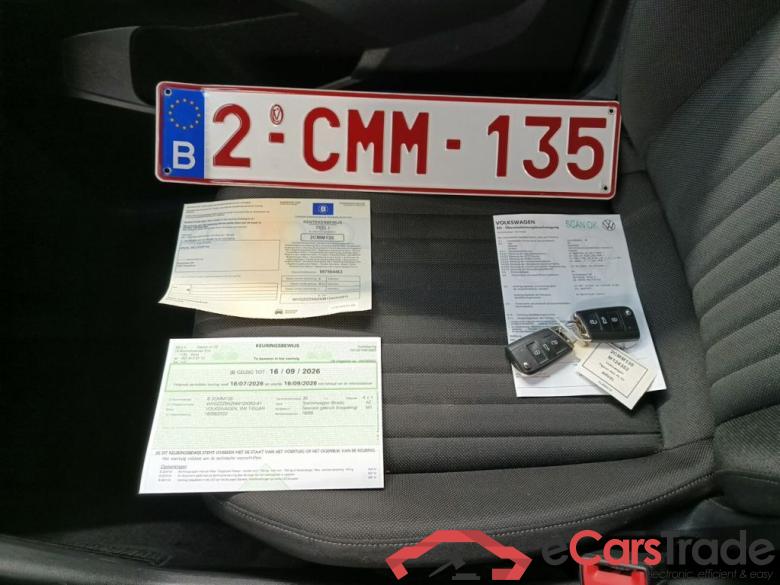 Volkswagen Tiguan Allspace 2.0 TDI DSG Life Business 5d #4