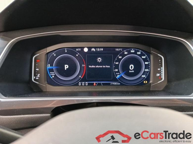 Volkswagen Tiguan Allspace 2.0 TDI DSG Life Business 5d #6