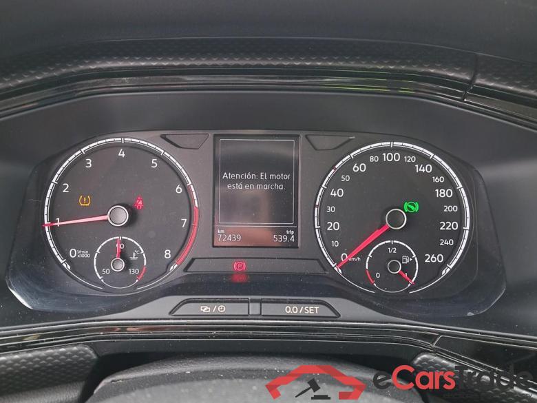 VOLKSWAGEN T-Cross / 2018 / 5P / todoterreno Advance 1.0 TSI 85kW (115CV) DSG (AC) #4