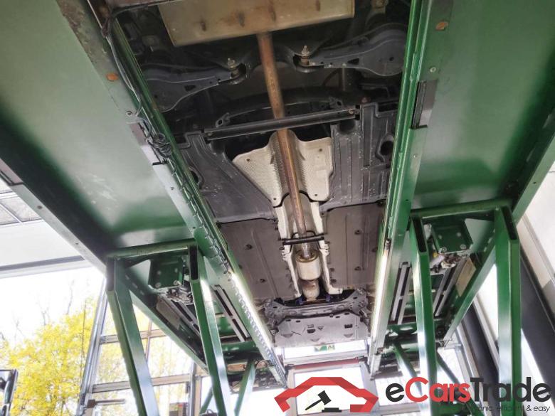 Volvo XC40 (2017->) DE - SUV5 B4 2WD EU6d, R-Design (EURO 6d), 2020 - 2022 #5