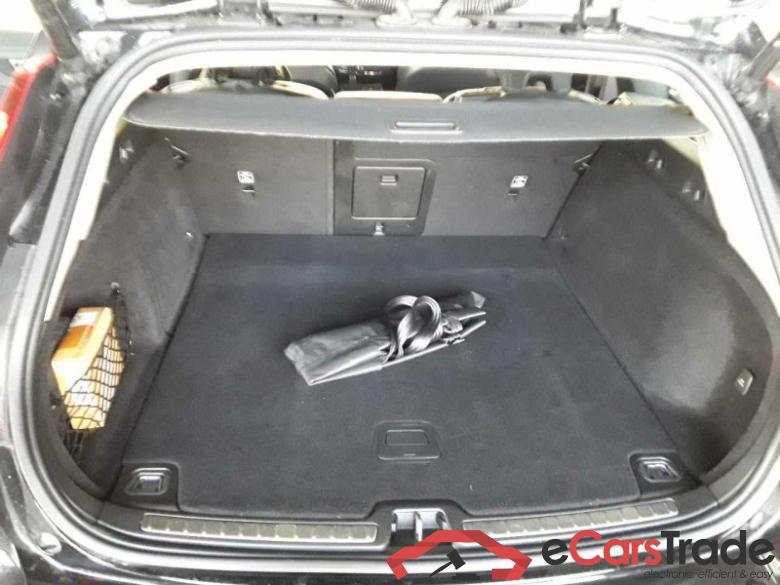 Volvo V60 Kombi (2018->) DE - Kb5 B4 (Diesel) EU6d, Momentum Pro Mild-Hybrid (EURO 6d), 2020 - 2021 #6