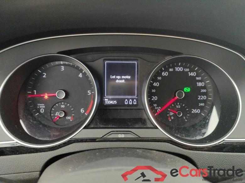 VOLKSWAGEN PASSAT VARIANT PA - 2019 2.0 TDi 150 Business DSG7 (EU6 d) 5d #6
