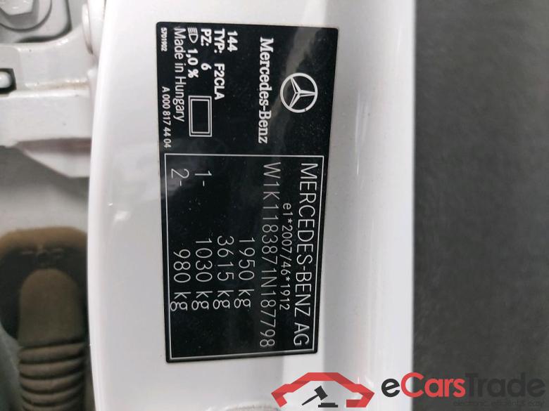 MERCEDES - MER CLA 200 163PK Business Solution AMG & Pack Plus & Driving Assistance & Towing Hook * PETROL * #6