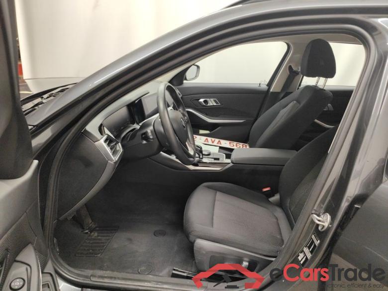 BMW 3 Reeks Touring 318dA (100 kW) 5d #3