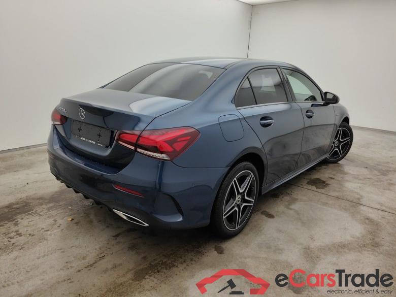 Mercedes-Benz A-Klasse Limousine A 250e Business Solution 4d #2