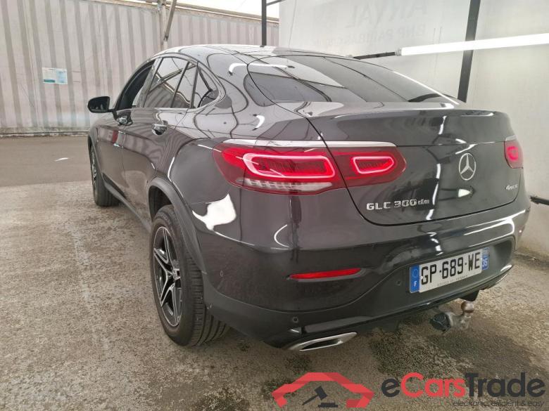 MERCEDES-BENZ GLC Coupe / 2019 / 5P / Coupé GLC 300 de AMG Line 4Matic #2