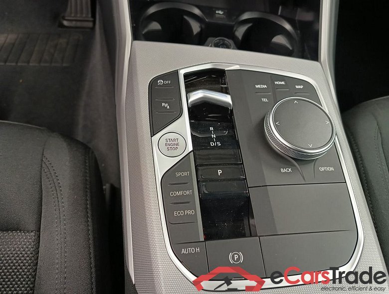 BMW 3 DIESEL - 318 dA 150hp 4d #1